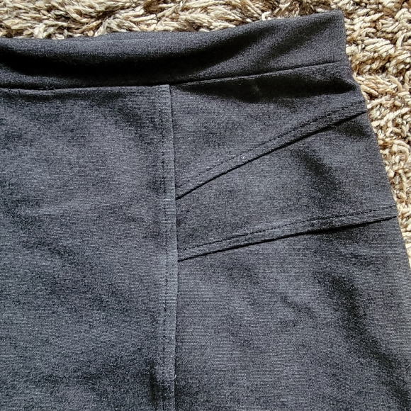Grey Cleo Skirt - Picture 6 of 8